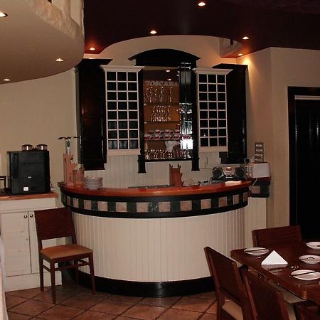 Tralee Central Hotel Экстерьер фото