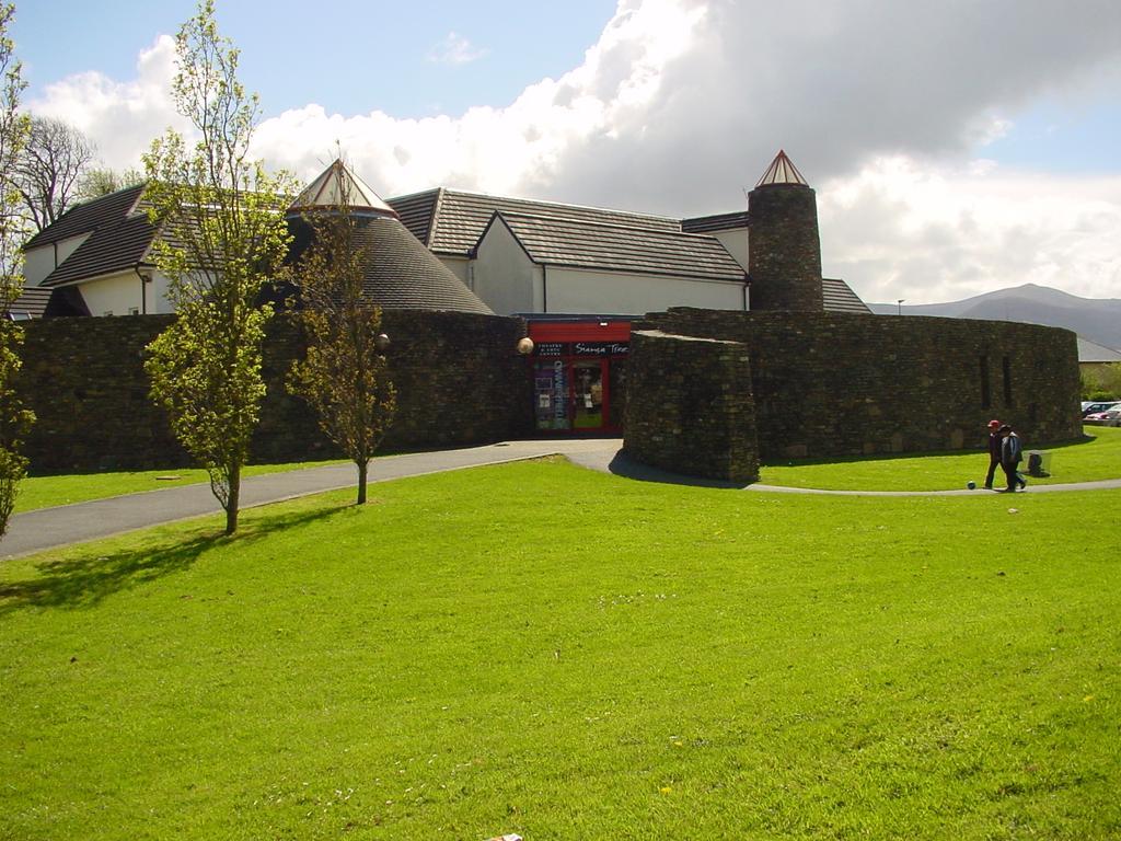 Tralee Central Hotel Экстерьер фото